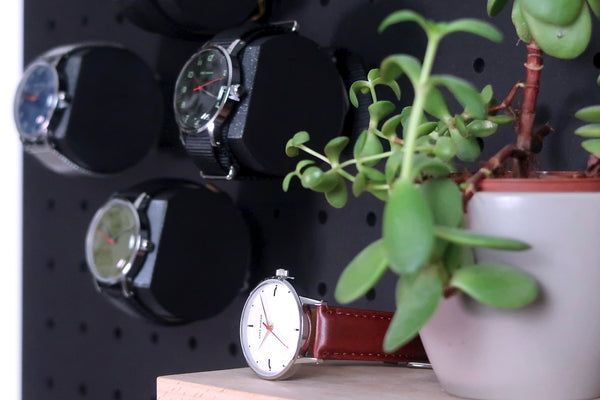 Watch Holder with Chez Maman by Quark