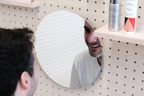 The mirror and the Pegboard