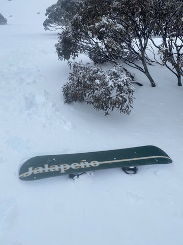 Custom Twin Shape snowboard in powder at Perisher Australia Jalapeno Board Company | Custom Snowboards Australia