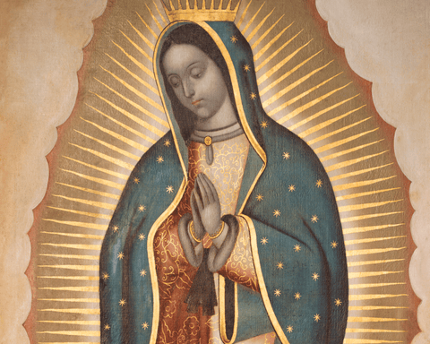 La imagen de Nuestra Señora de Guadalupe, destacando sus rasgos mestizos.