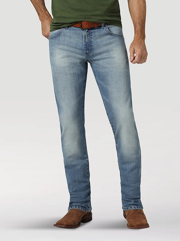 Wrangler Men Retro Slim Fit Straight Leg Jean in Jacksboro – Shade Tree  Outfitters