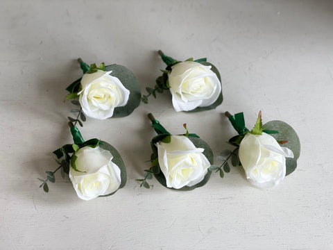rose buttonholes