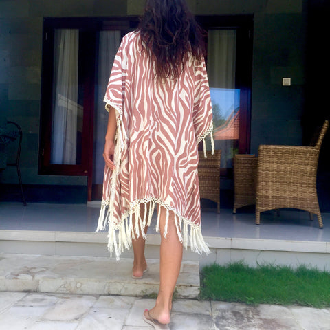 L.a. V.i.d.a. G.i.t.a.n.a. Kimono in Pink Zebra