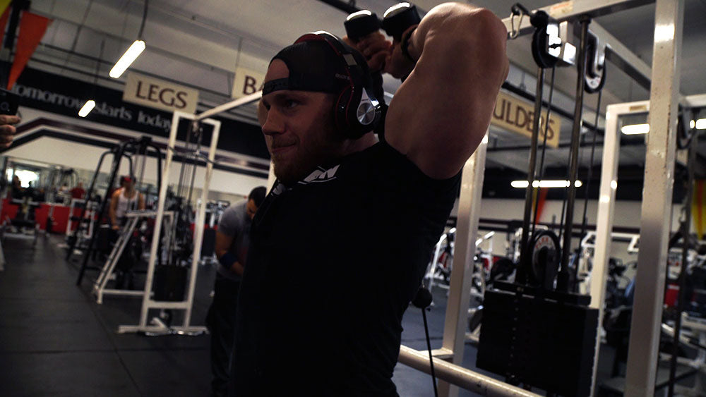 Overhead rope extensions for big arms workout
