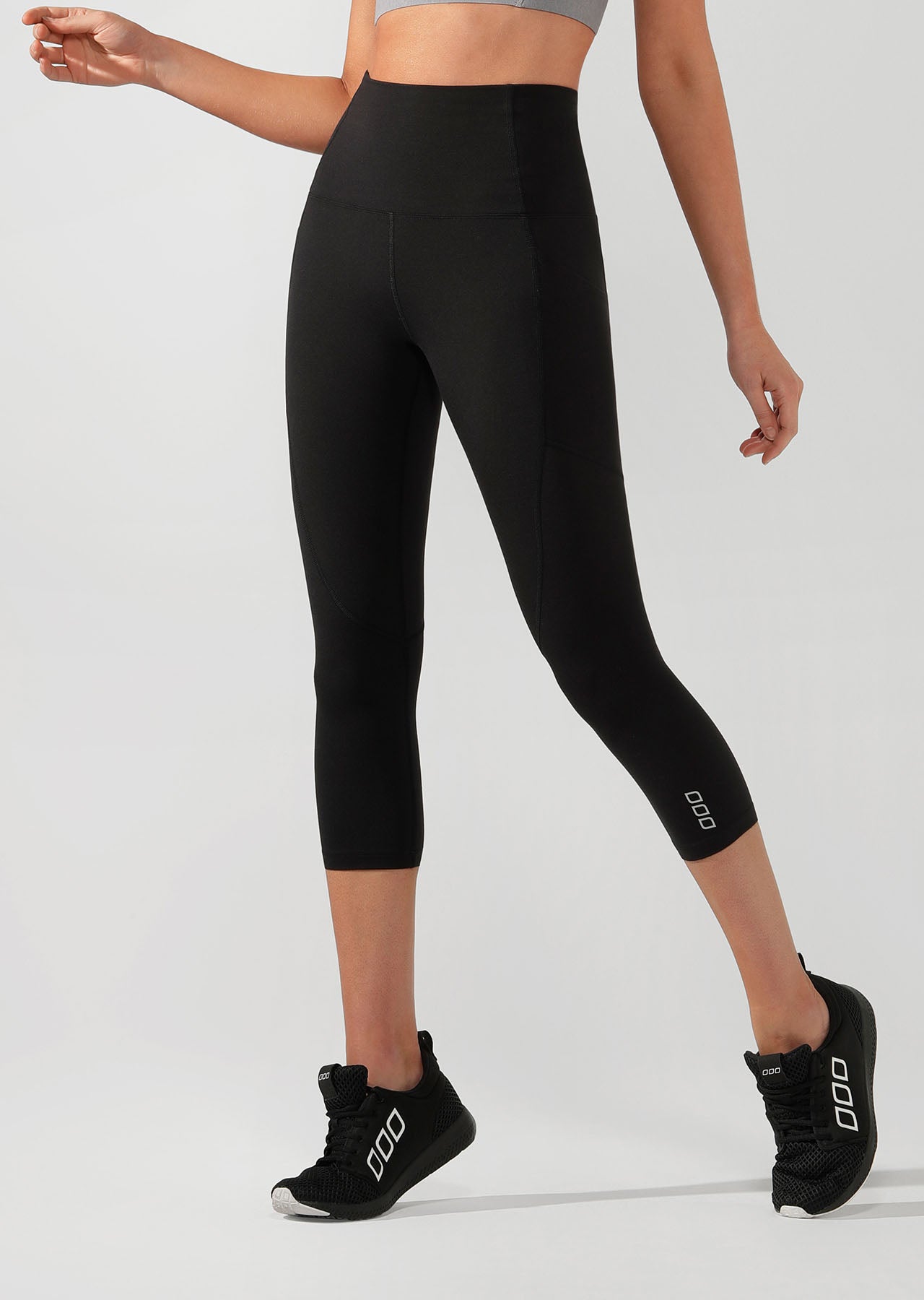 Lorna Jane Everyday 7/8 Tight in Black