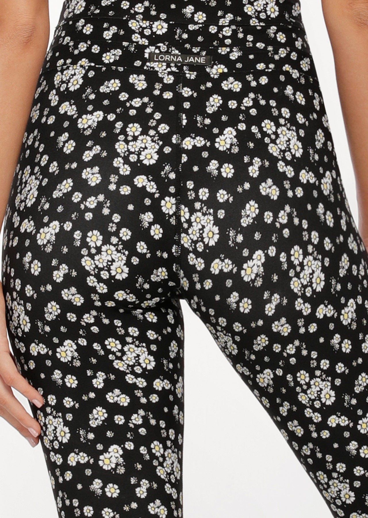 Lorna Jane Daisy Days Full Length Leggings in Daisy Days Print