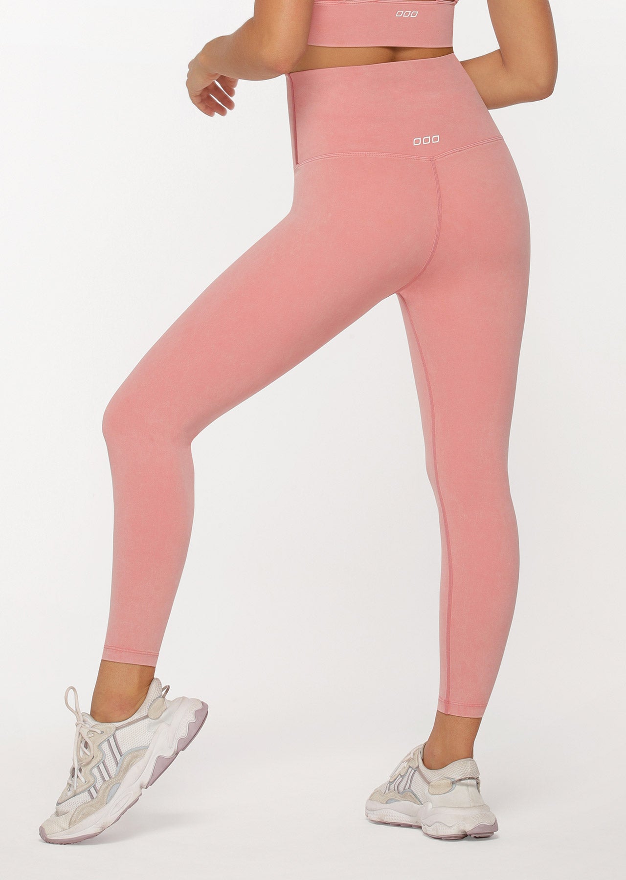 Lorna Jane Feel Comfortable Snow Wash Ankle Biter Leggings in Washed Quartz Pink