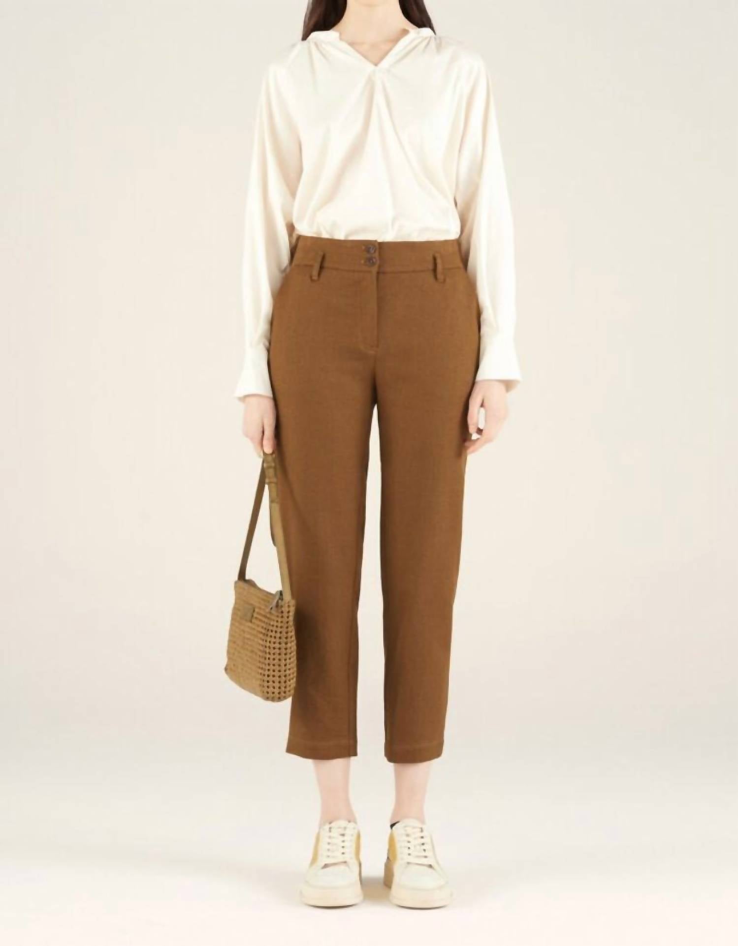 Cotélac Straight Trousers In Bronze In Gold