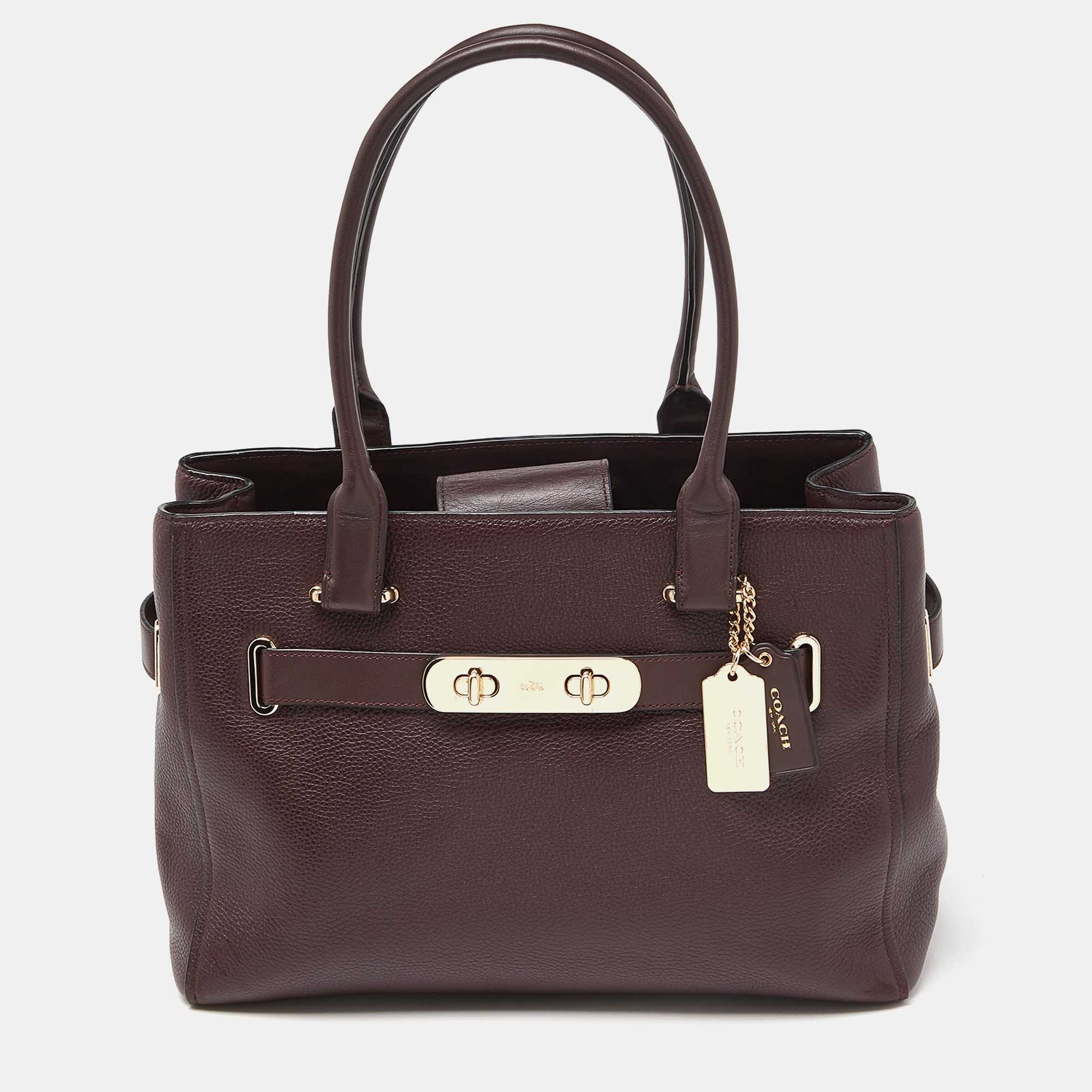 Coach Leather Swagger 33 Tote In Brown