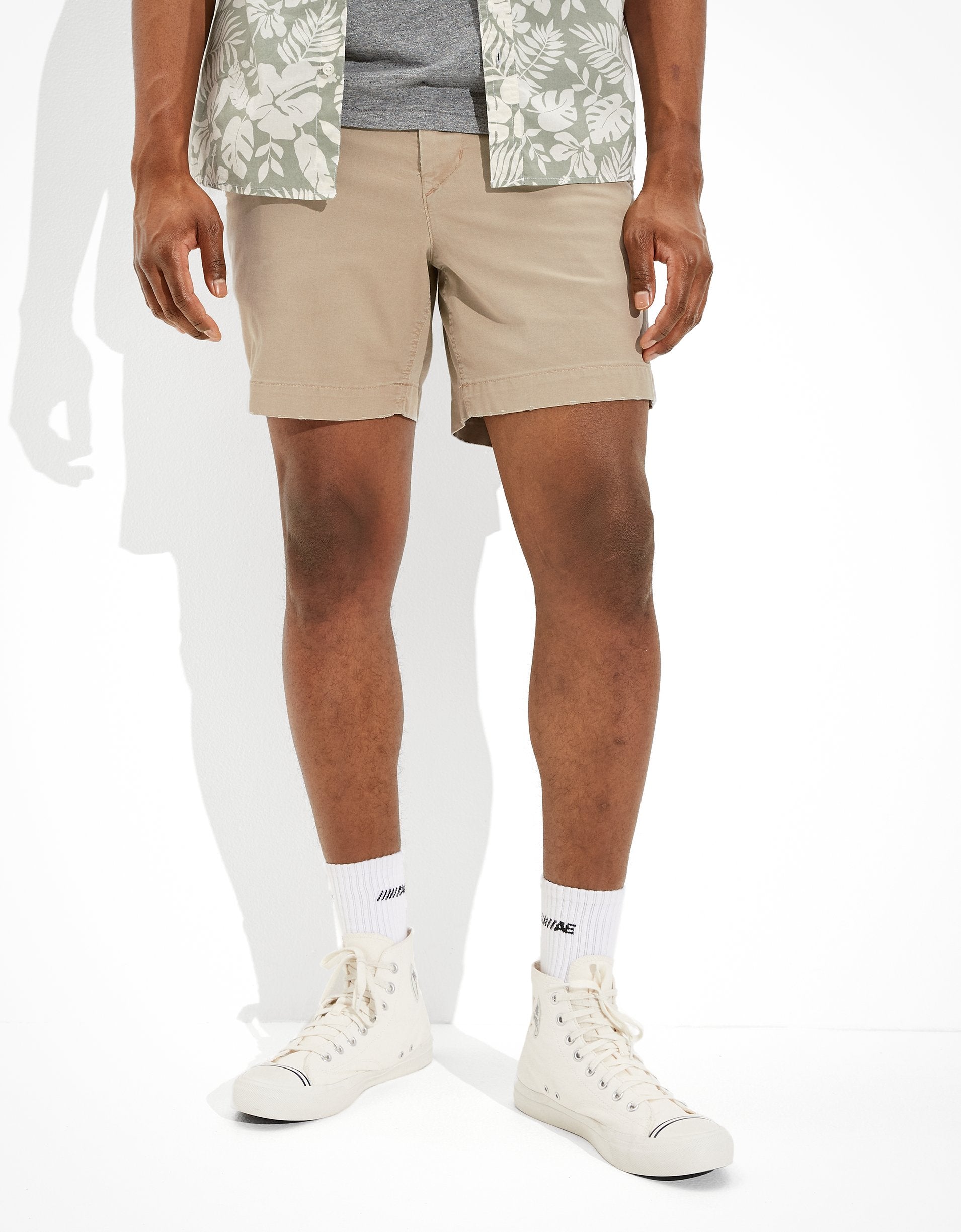 American Eagle Outfitters Ae Flex 7" Lived-in Khaki Short In Neutral