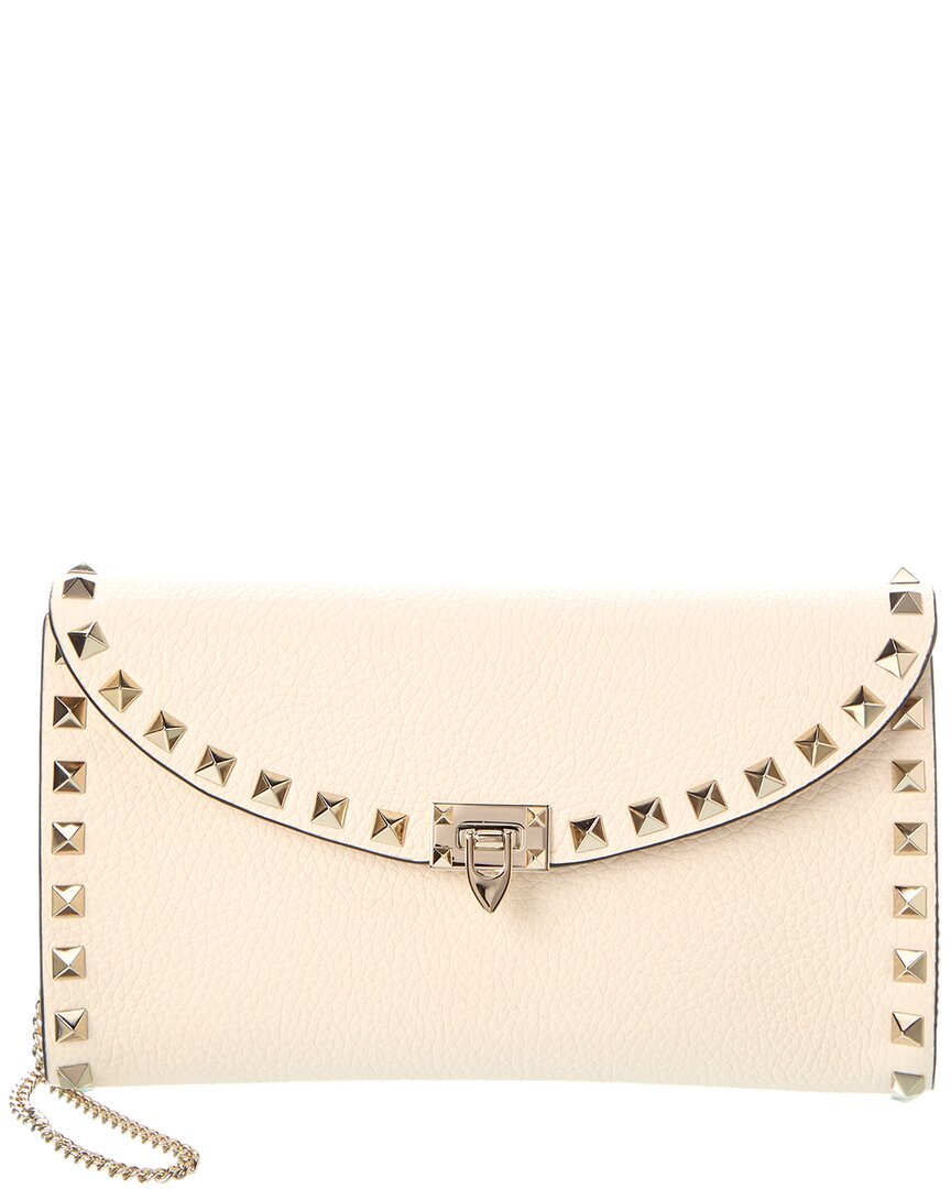 Shop Valentino Rockstud Grainy Leather Wallet On Chain In White