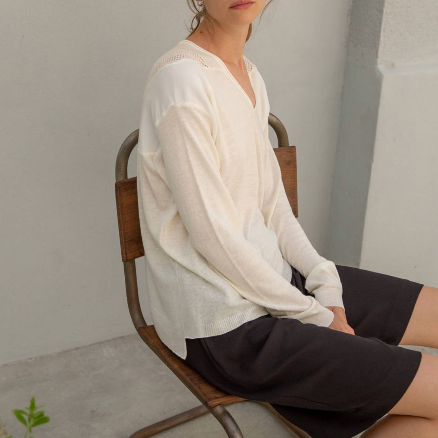 Sita Murt Lightweight Knit Combined Pullover Sweater In Cream In White