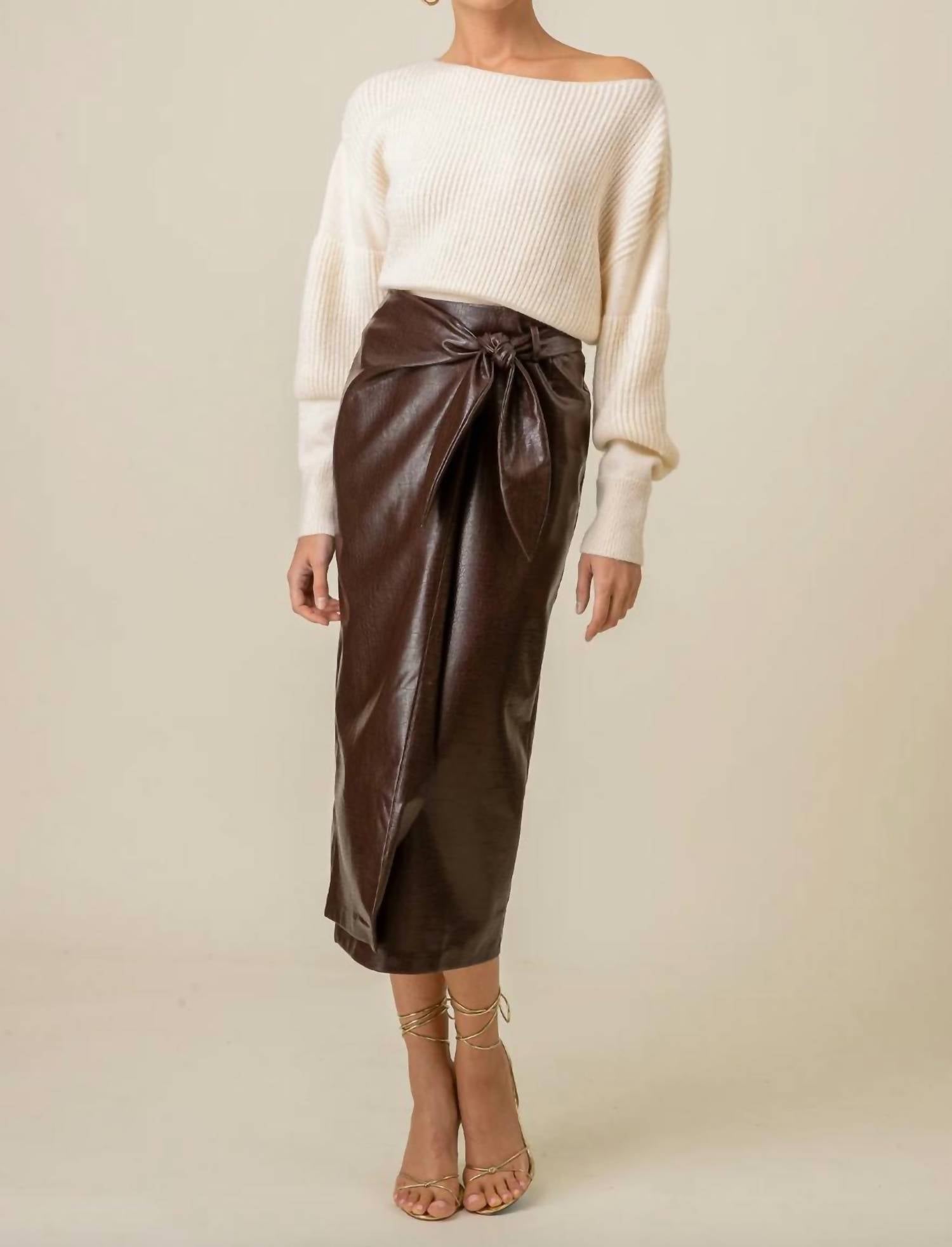 Line And Dot Safia Skirt In Chocolate In Brown