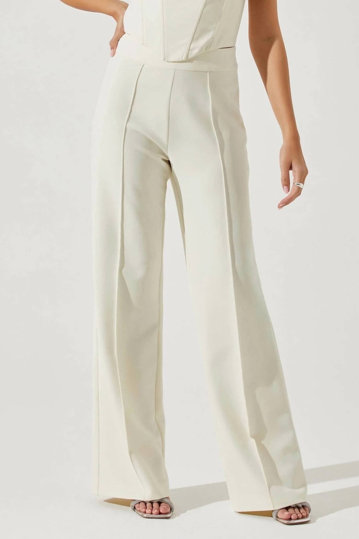 Astr Madison Pants In Ivory In Beige