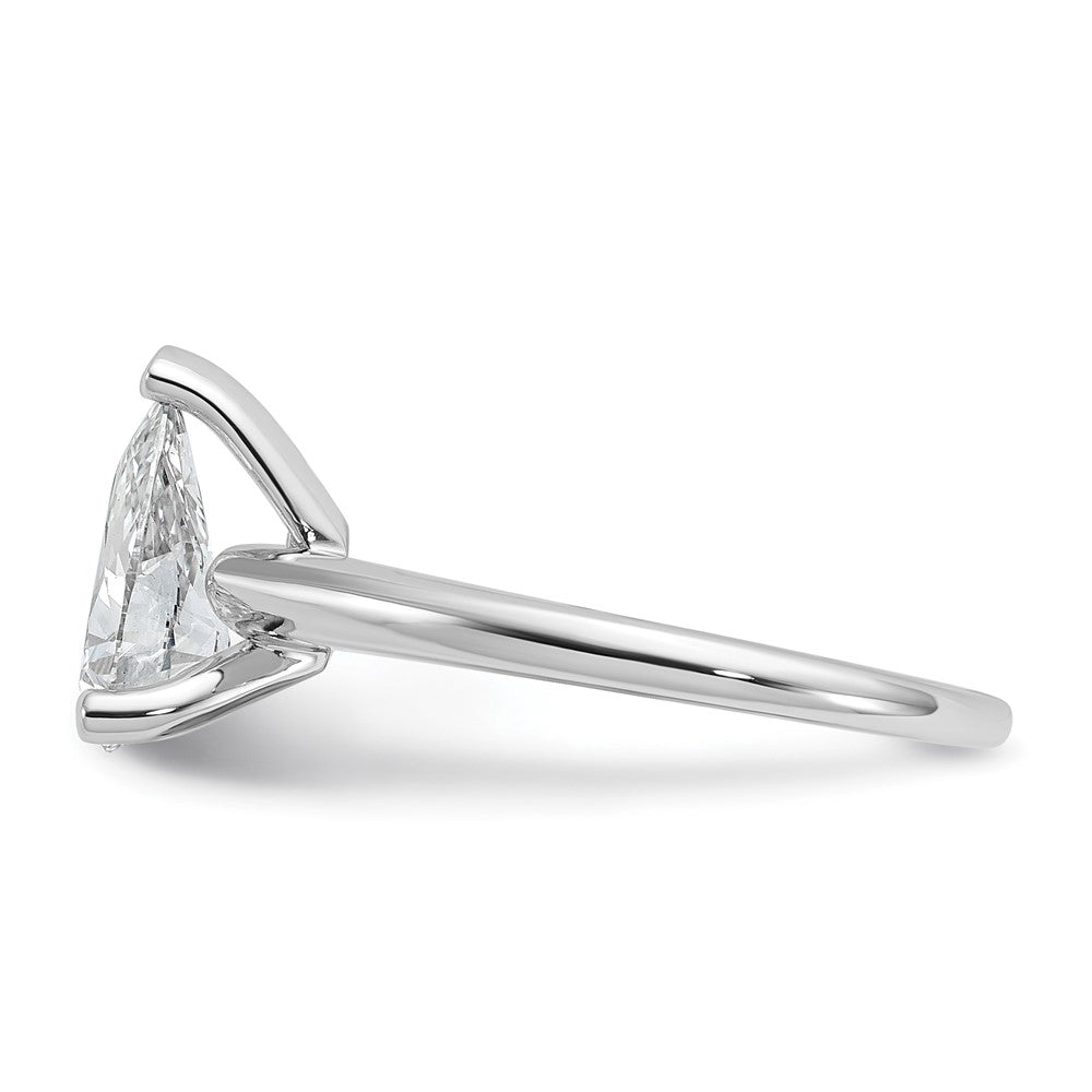 14k Gold 1 1/2 Ct Lab Grown Diamond Solitare Engagement Ring