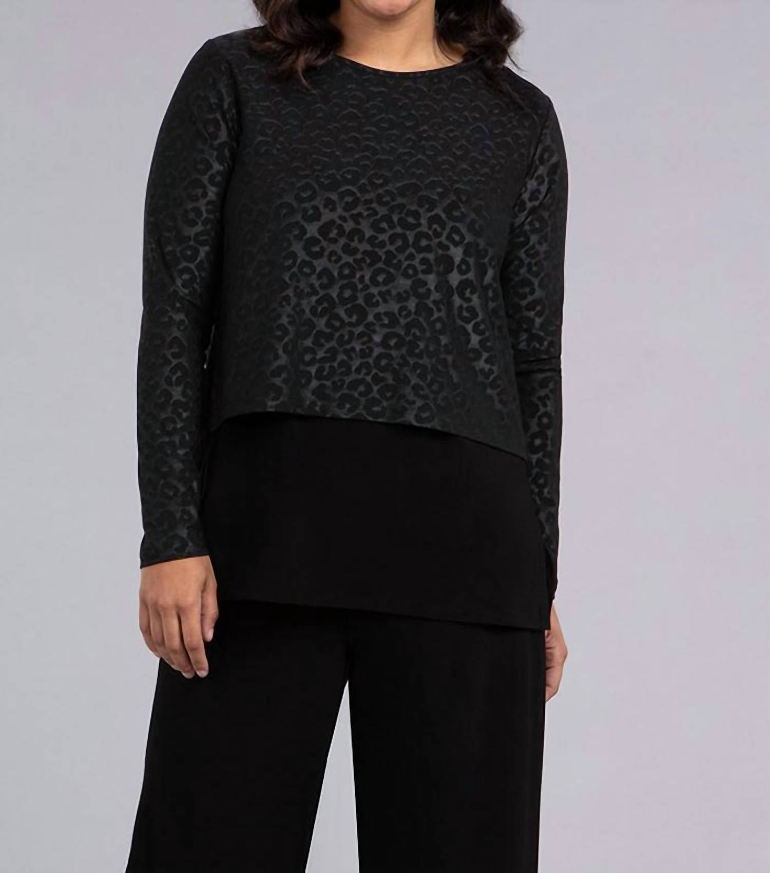 Shop Sympli Go To Cropped T 3/4 Sleeve Top In Black Emboss