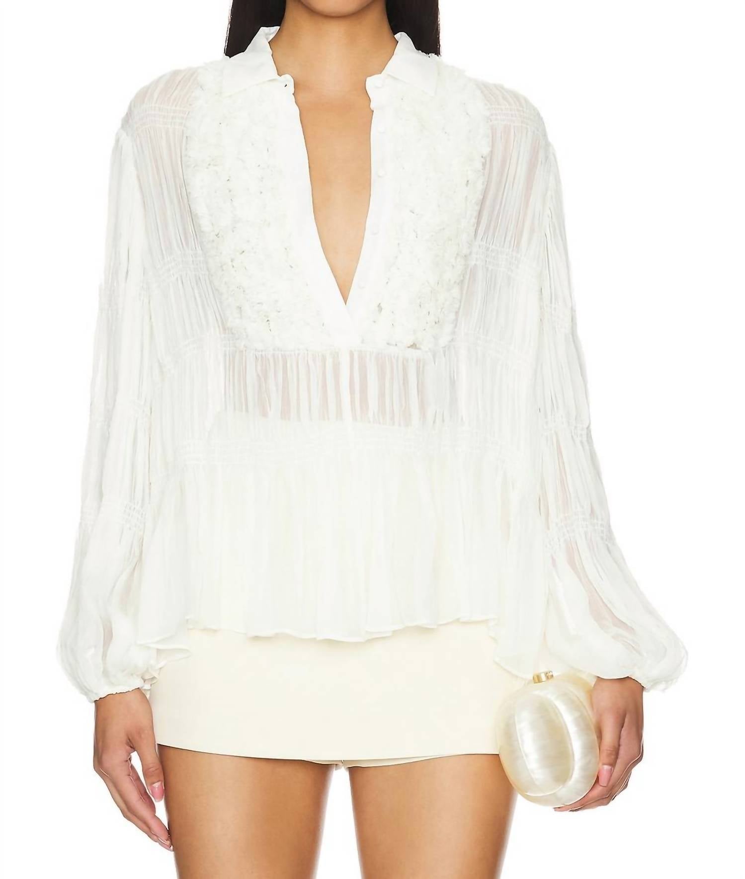 Alexis Ulla-marie Top In Ivory In White