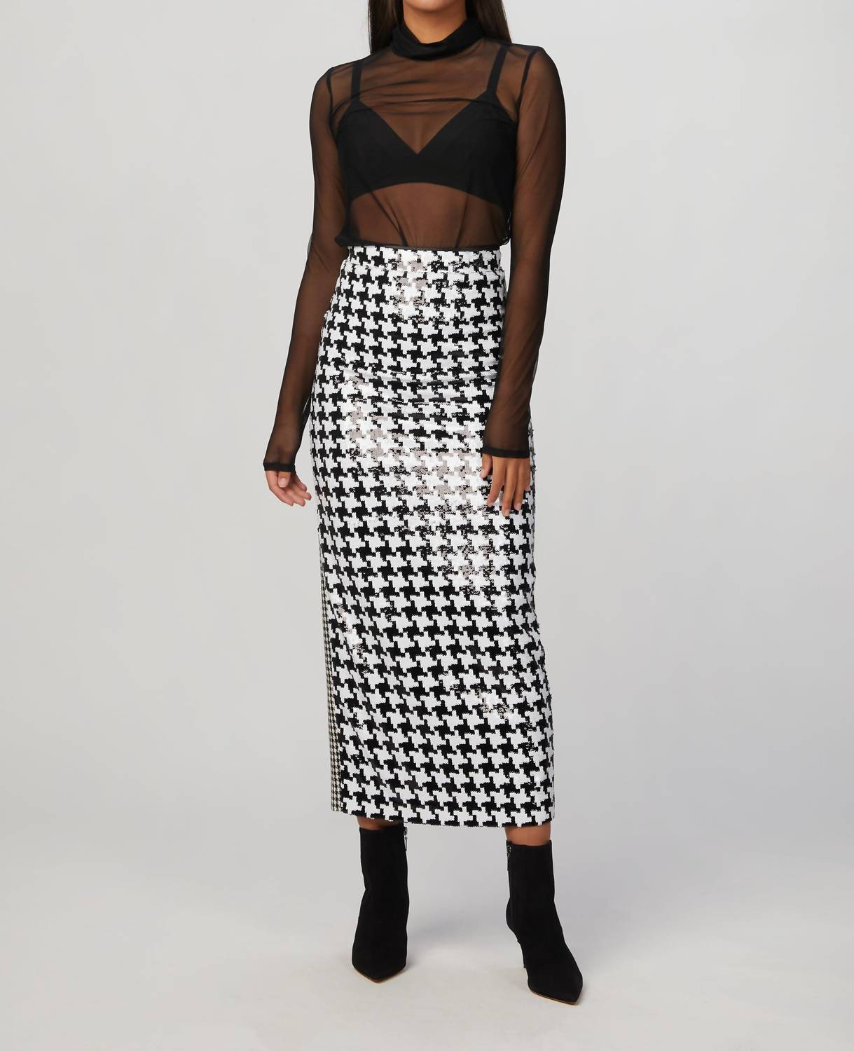In The Mood For Love Anika Skirt In Black/white In Black