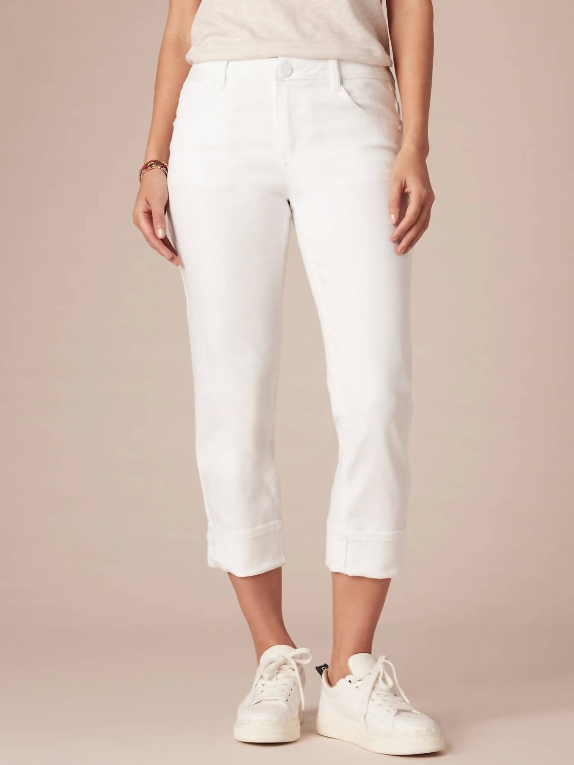 Democracy Absolution Mid-rise Flex-ellent Girlfriend Jean With Cropped Hem In Optic White