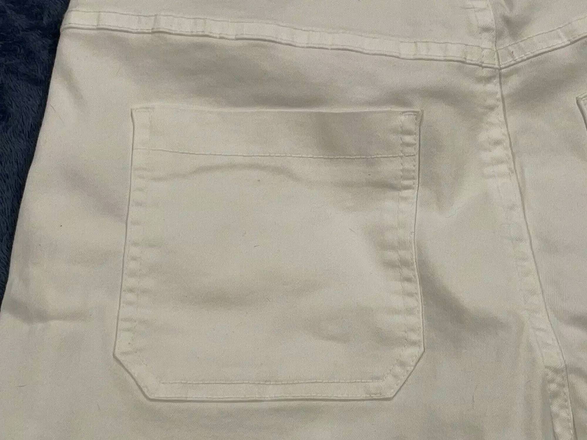 Women's Kim Cargo Short In Beige