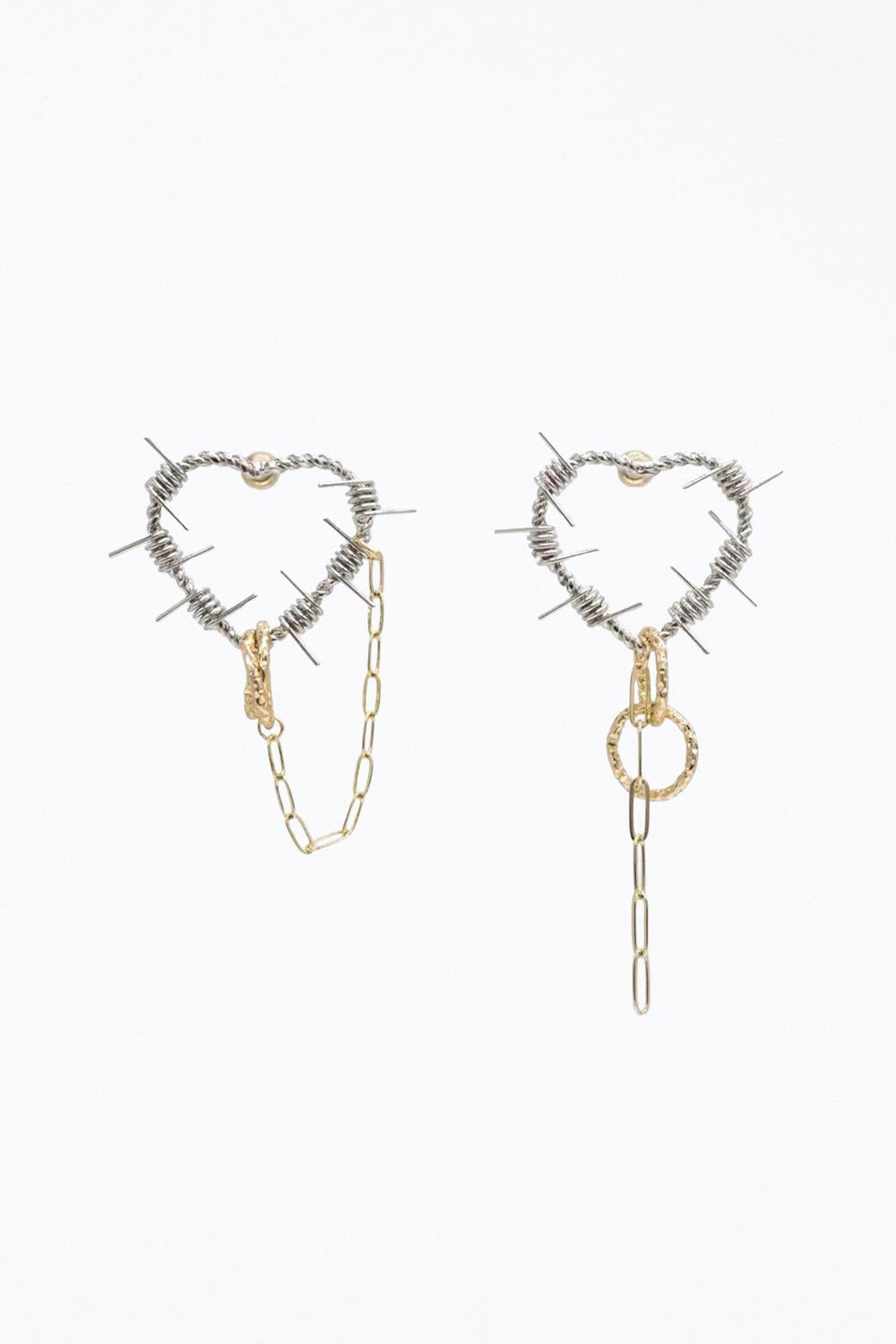 Shop Videmus Omnia Infinity Heart Mixed Metal Mismatched Earrings In Silver/gold