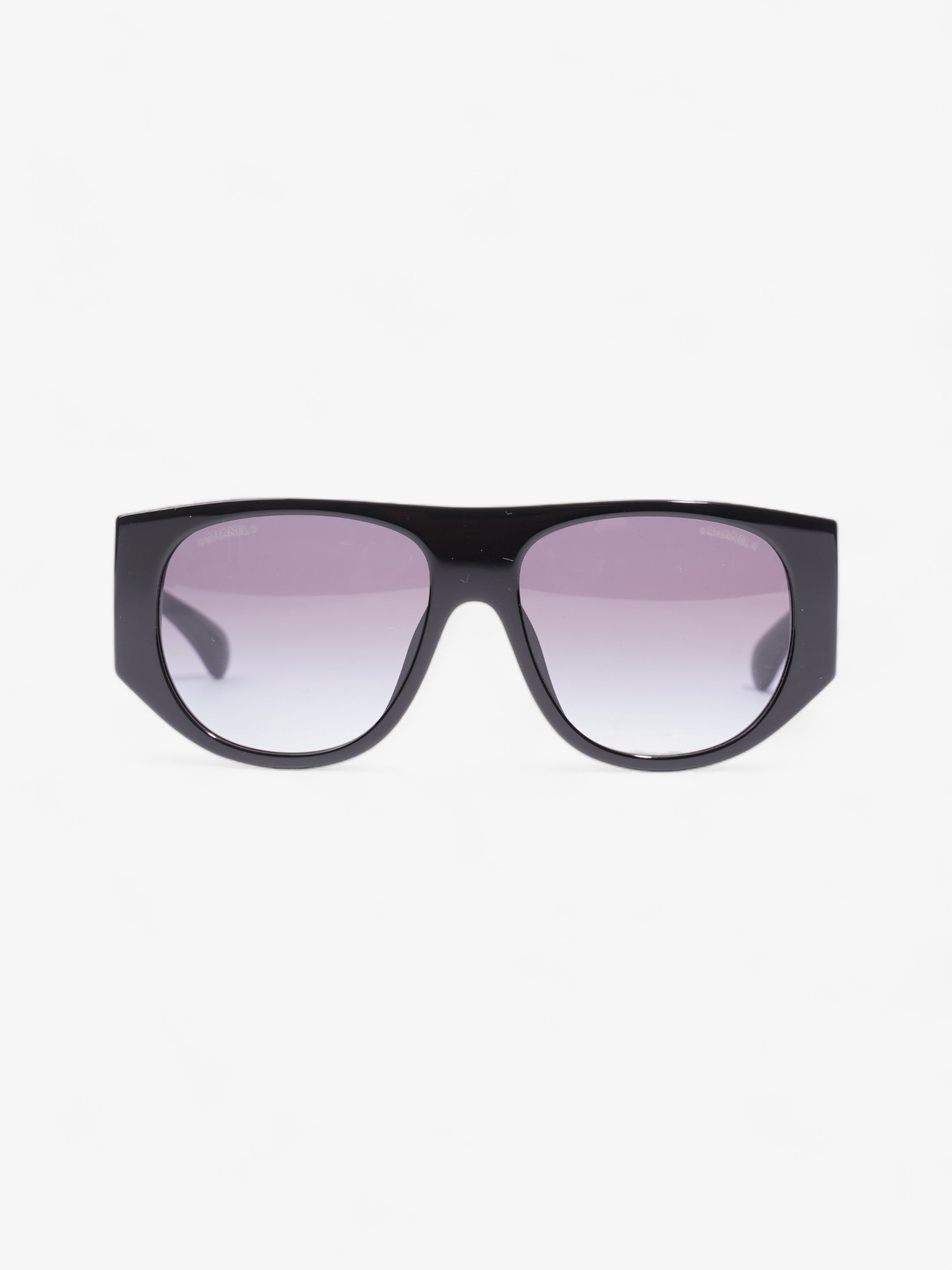 Pre-owned Chanel Pilot Sunglasses Acetate In Black