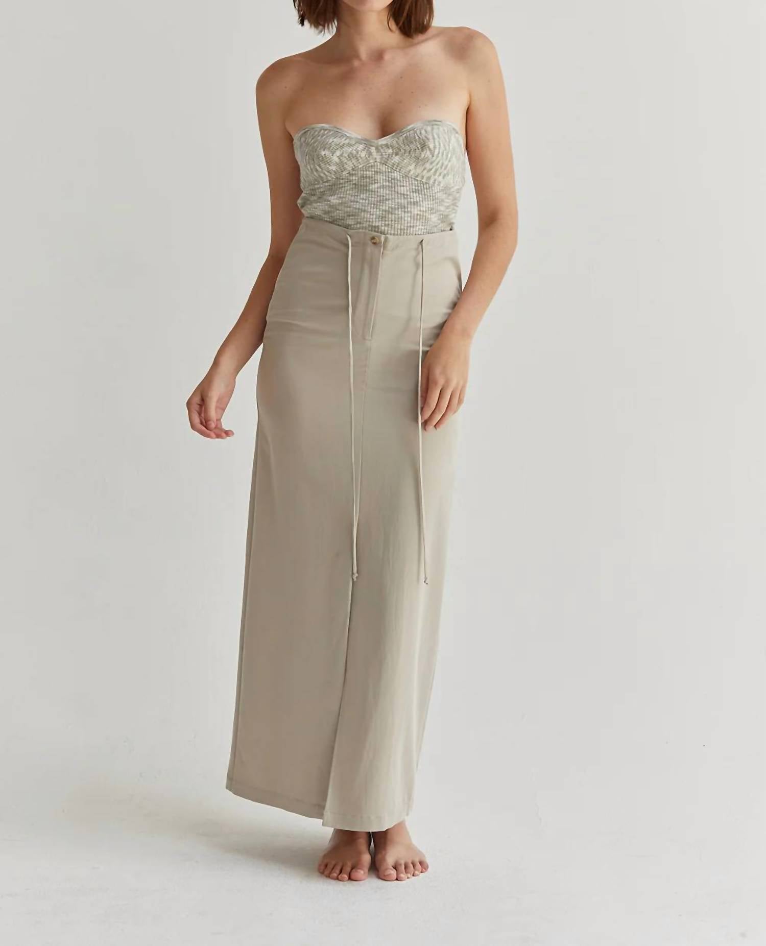 Crescent Jayda Maxi Skirt In Taupe In Grey