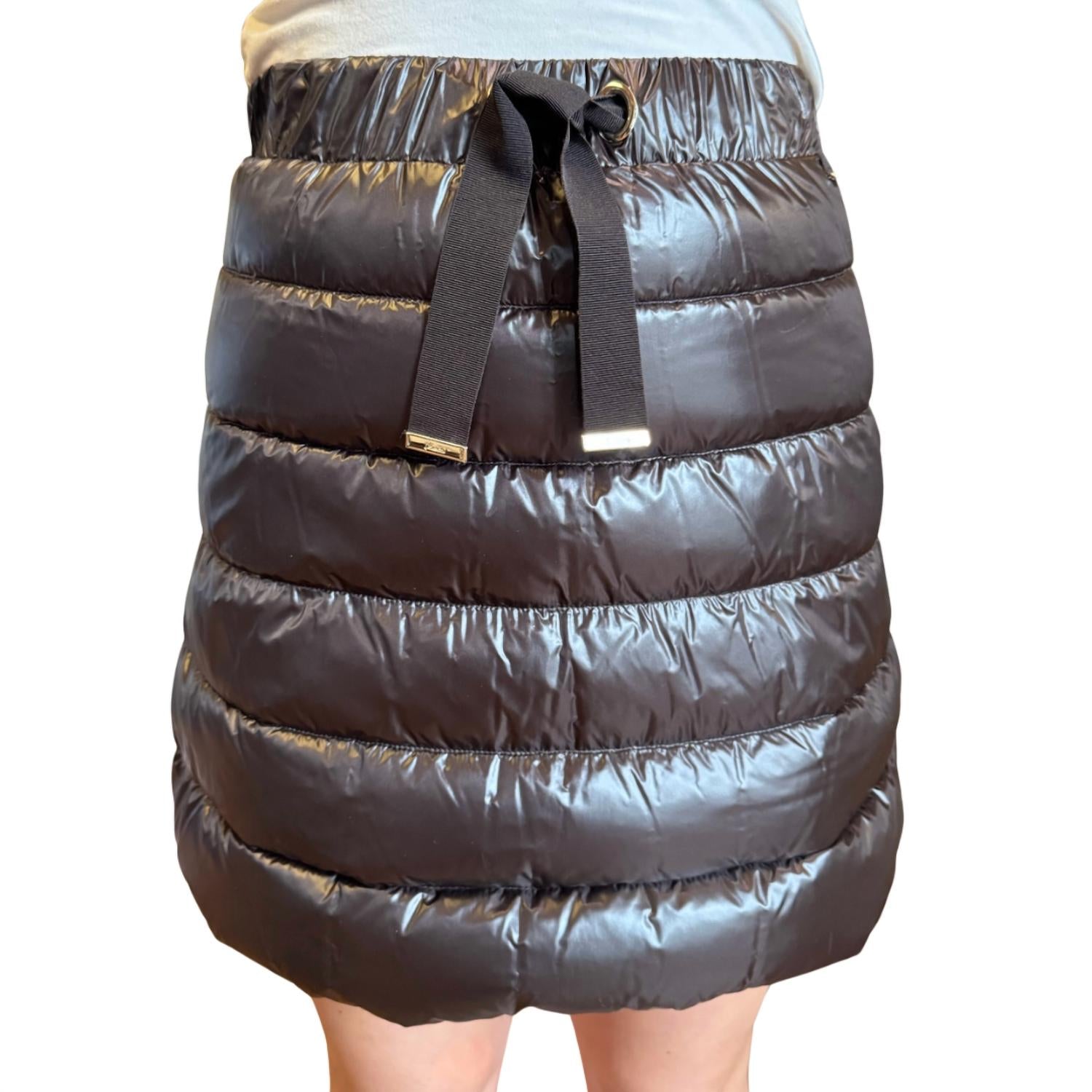 Herno Padded Skirt In Nylon Ultralight In Fondente In Brown