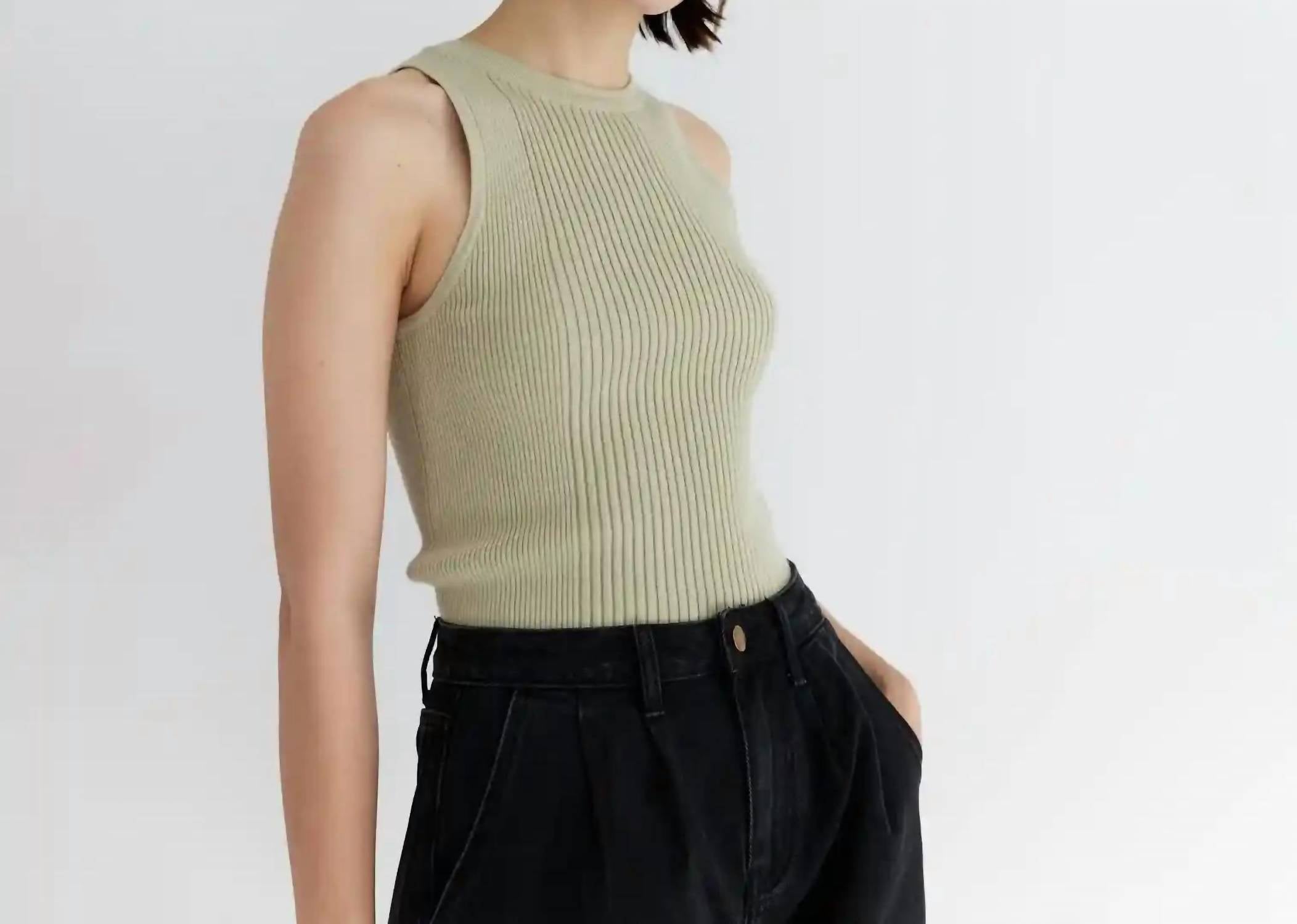 Ribbed Knit Tank Top In Pistachio