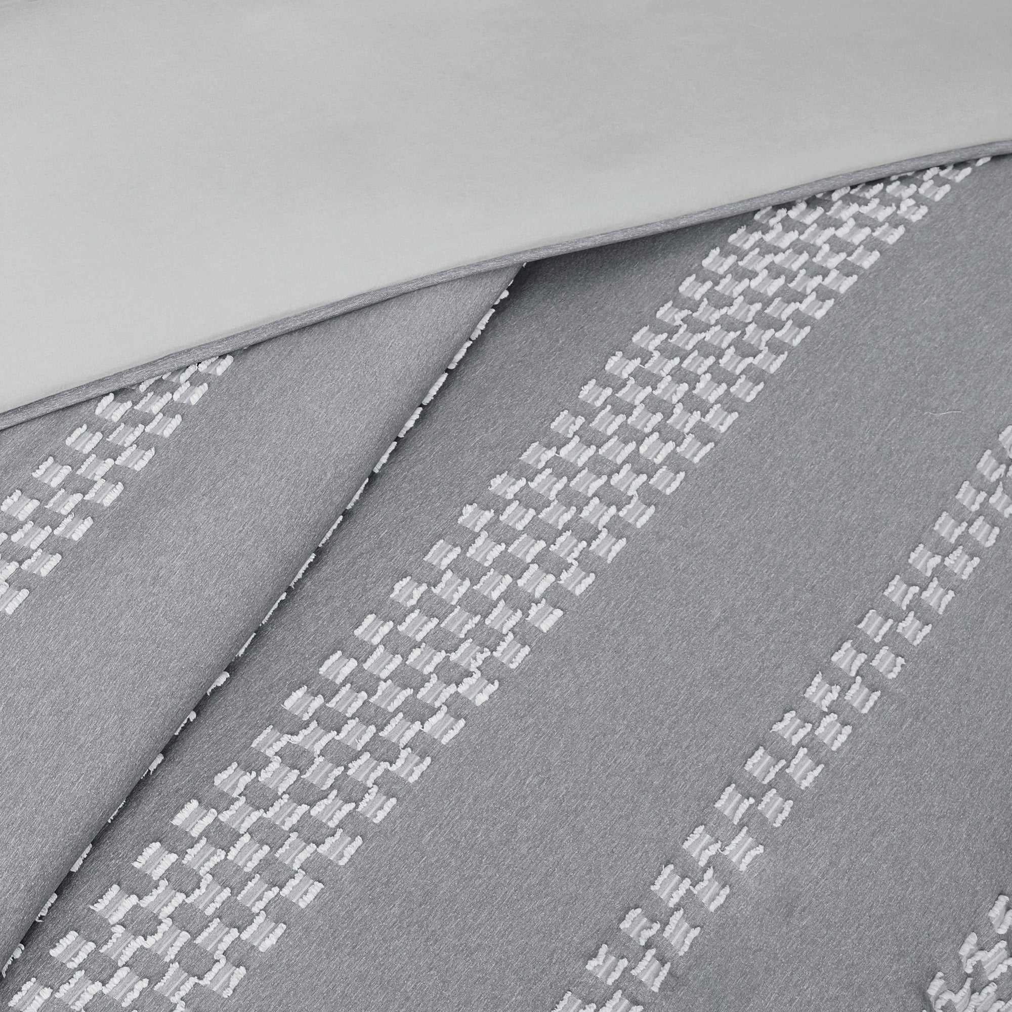 Streamdale 3 Piece Clipped Jacquard Duvet Cover Set
