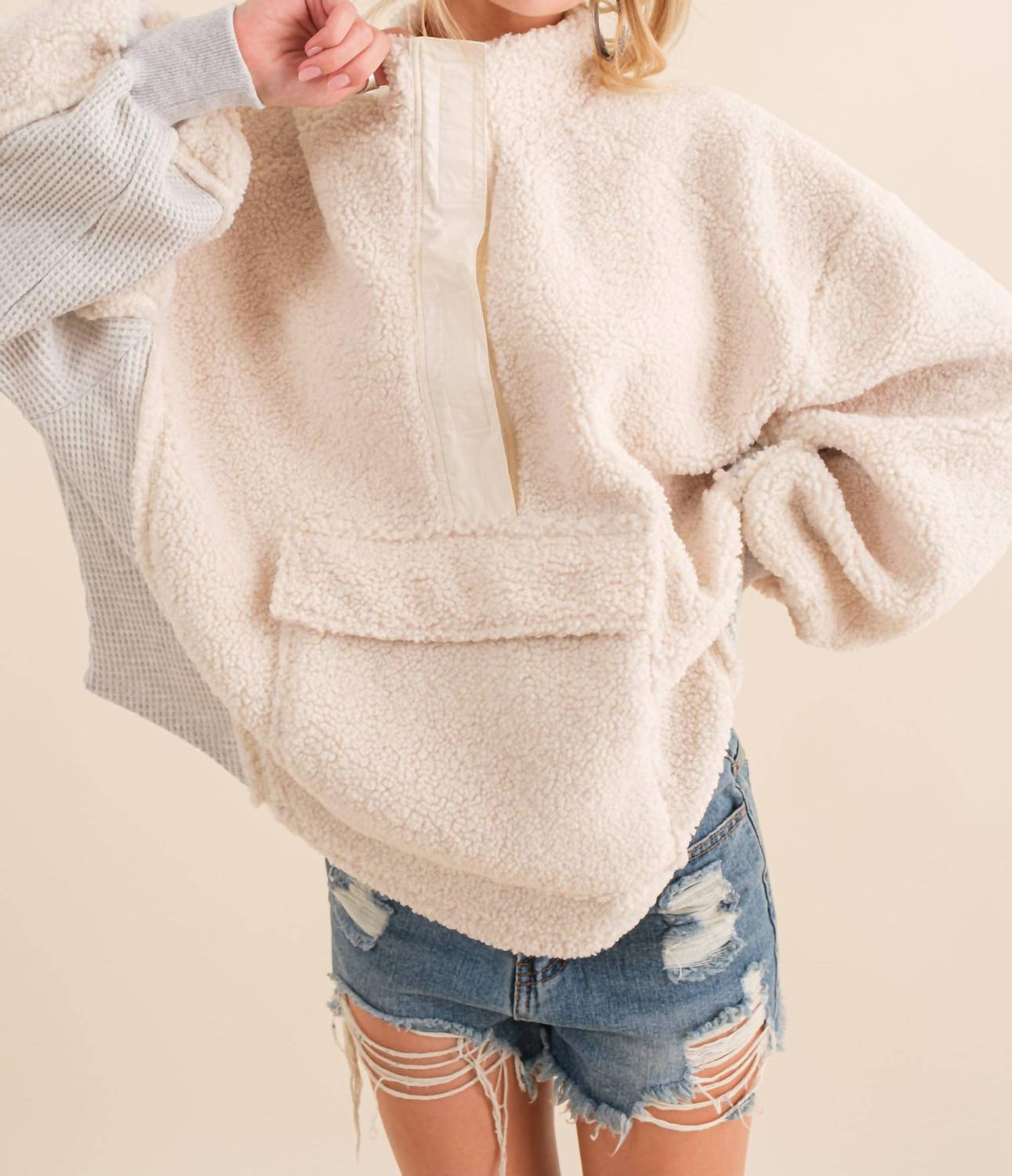 Blue B Sherpa Thermal Contrast Pullover In Off White In Neutral