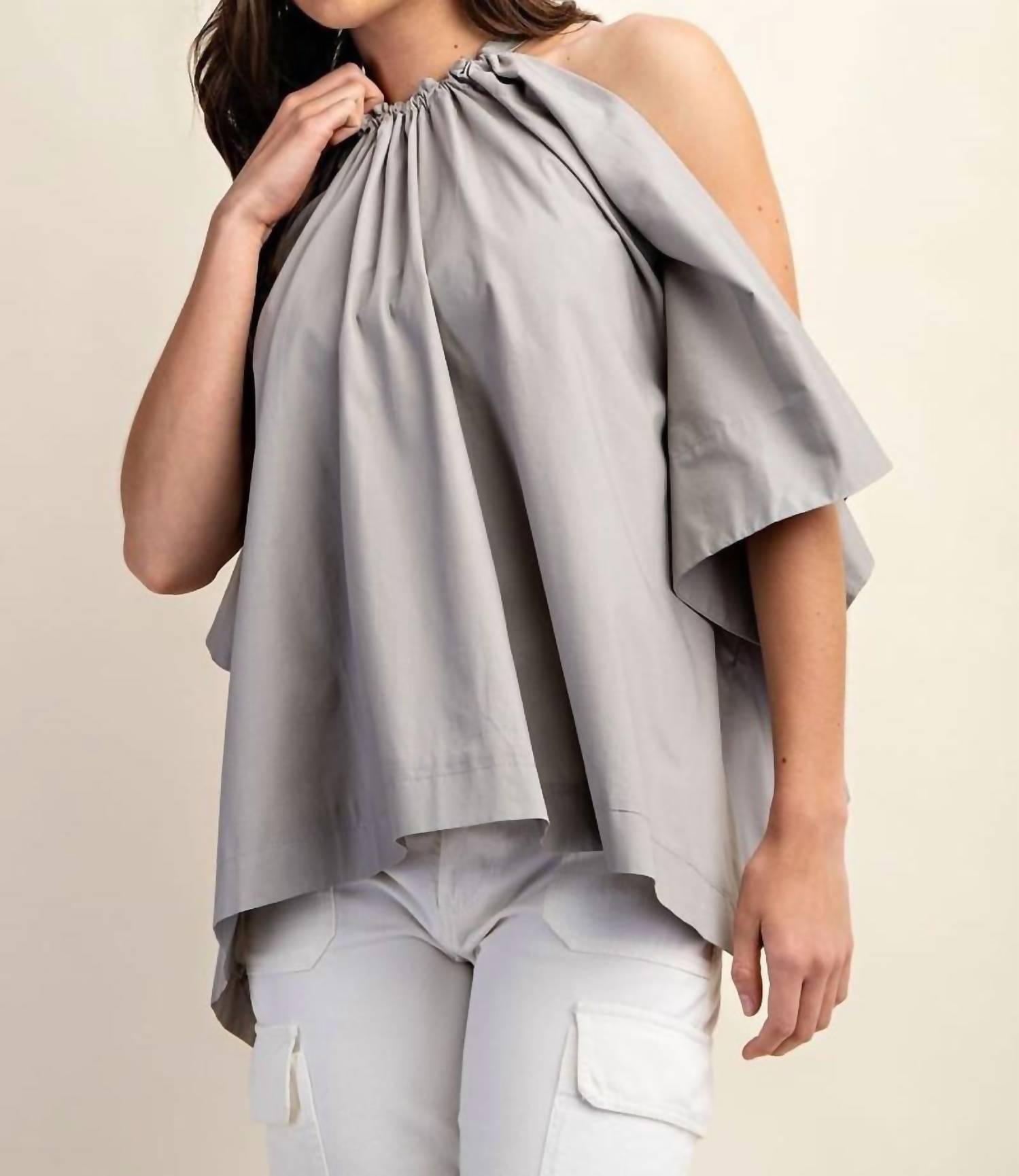 Gigio Bow Back Sleeveless Blouse Top In Light Grey