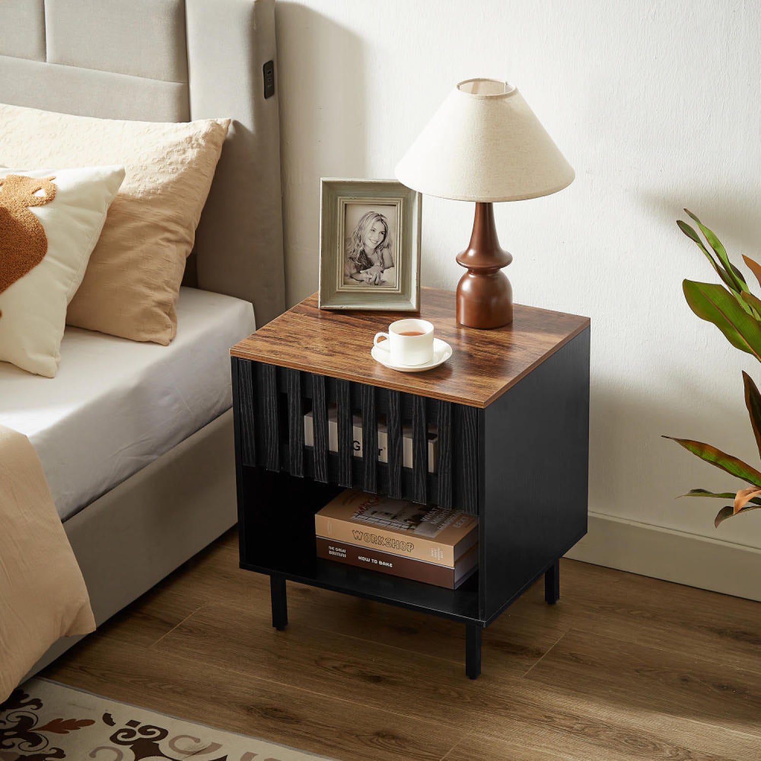 Streamdale 2 Set Nightstands with Grille Striped Doors