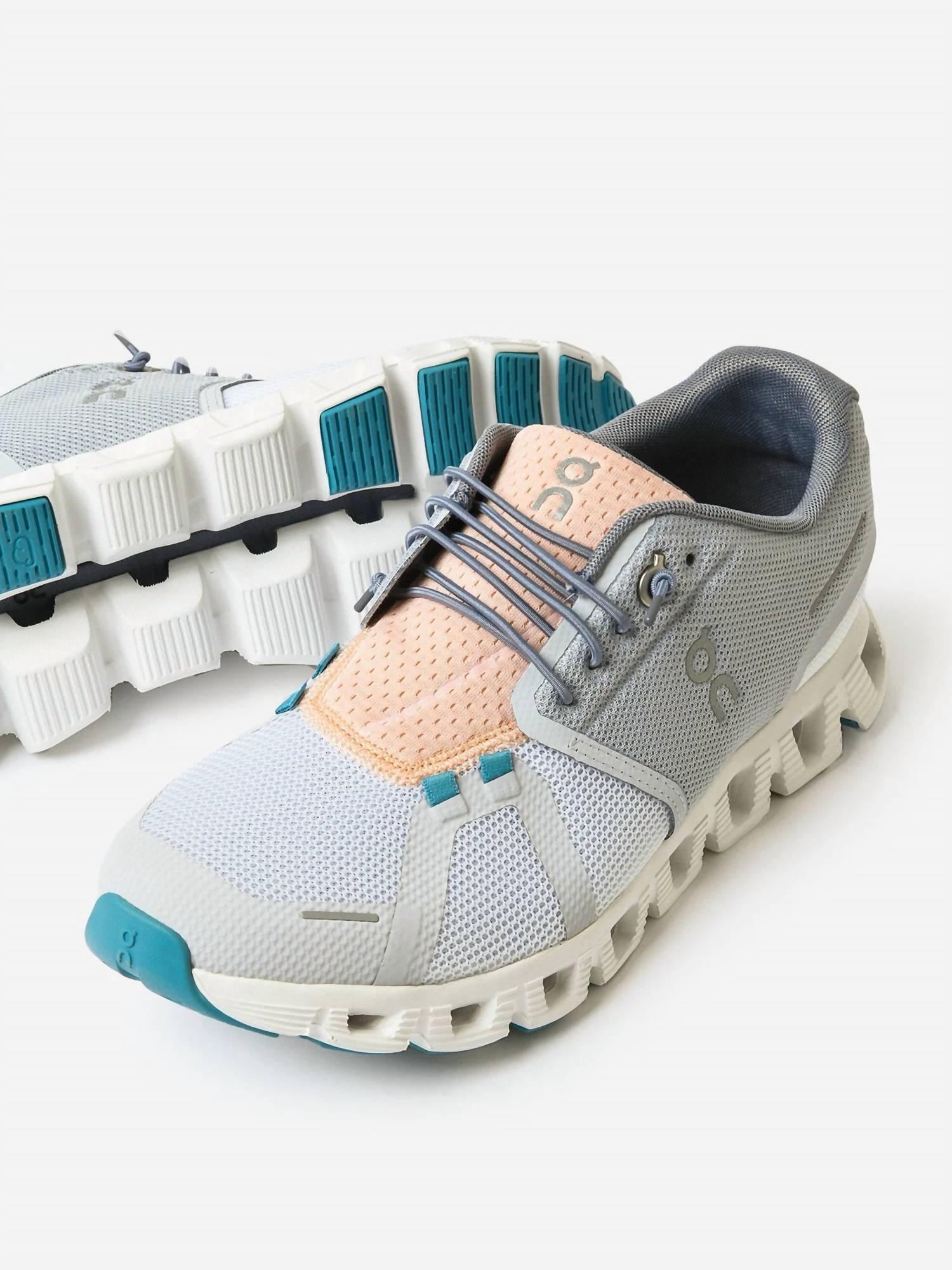 On Running Women's Cloud 5 Push Sneakers In Glacier/undyed White In Gray