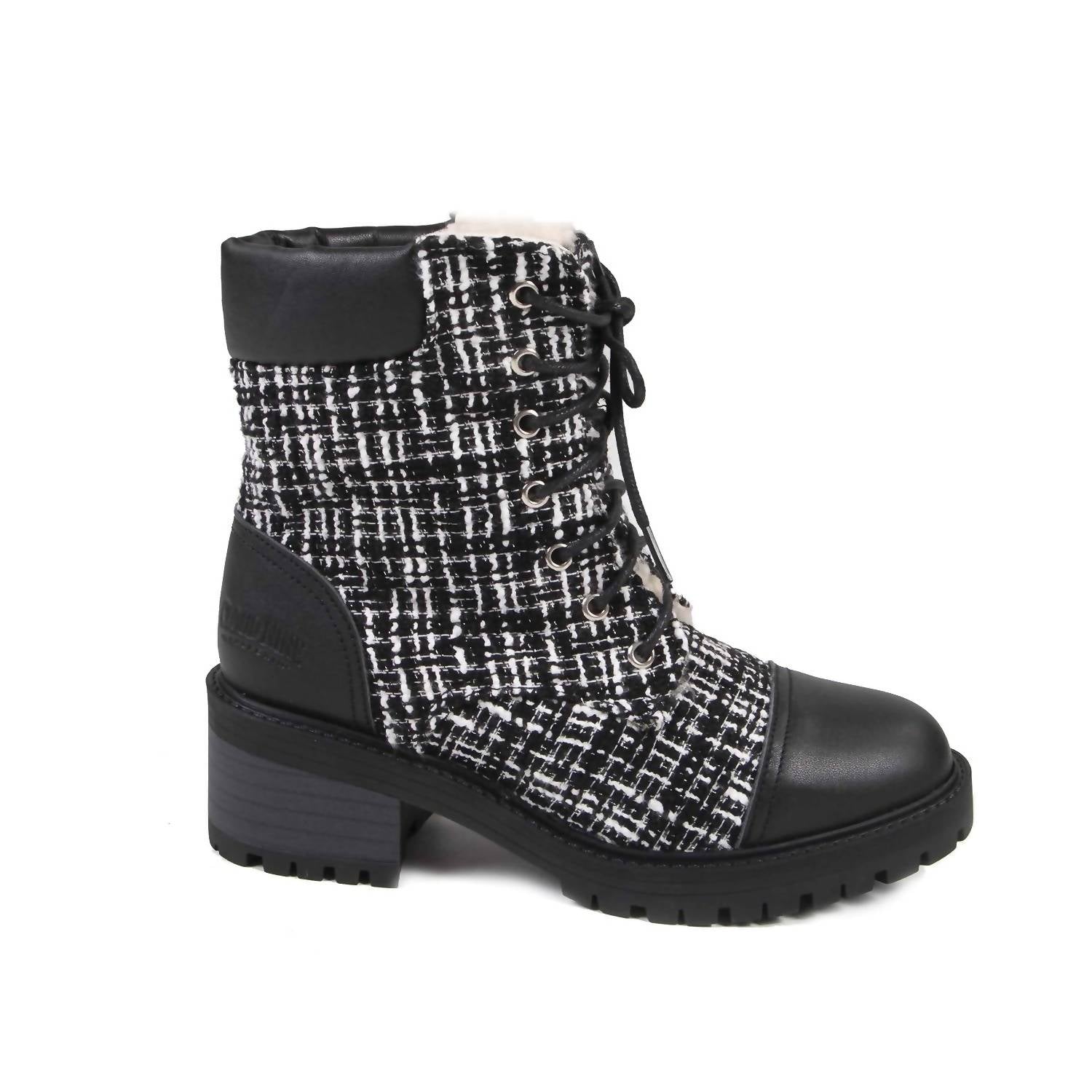 Shop Cloud Nine Ladies Brooklyn Boots In Black