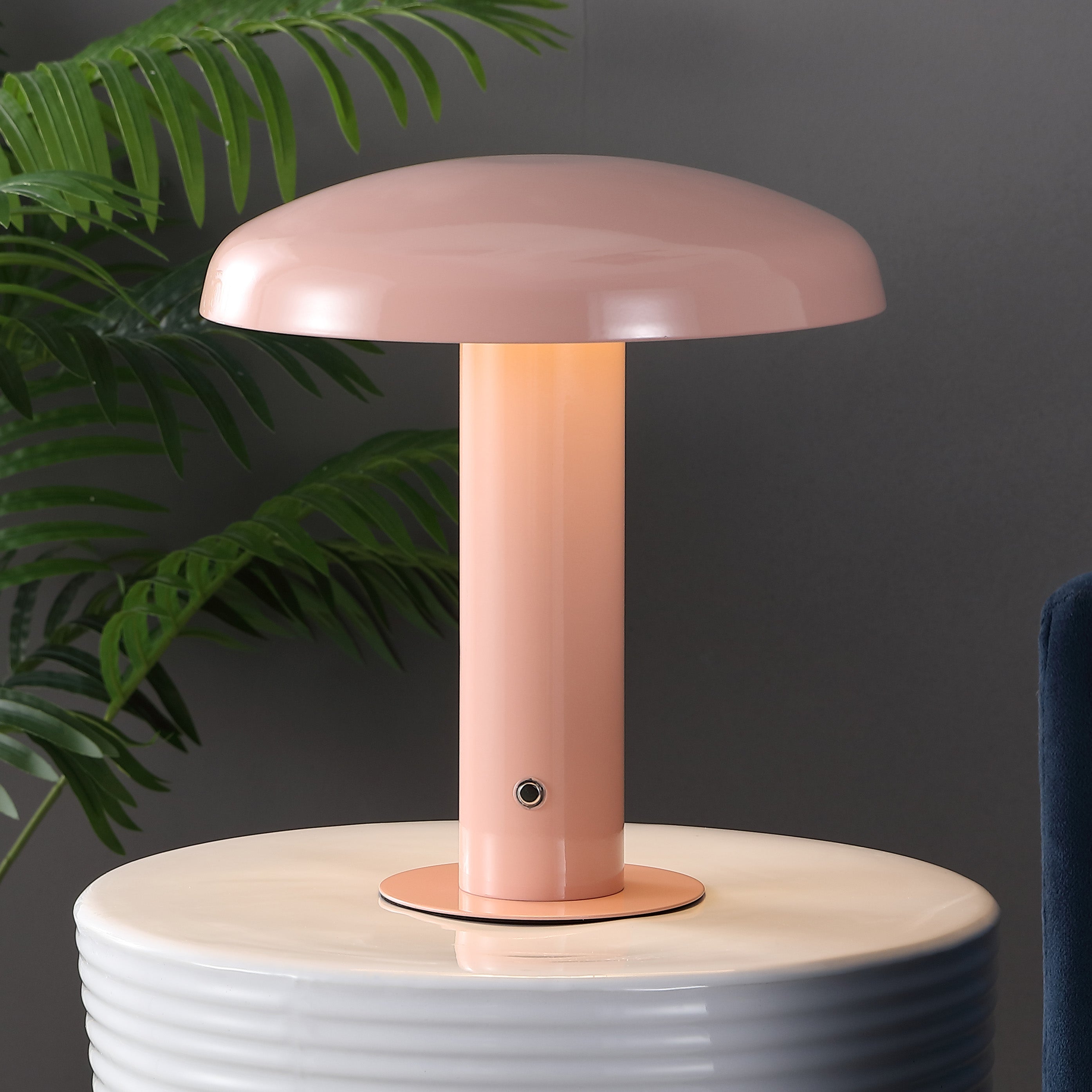 Shop Jonathan Y Suillius 11" Contemporary Bohemian Rechargeable/cordless Iron Integrated Led Mushroom Table Lamp