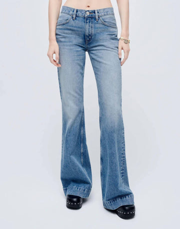 Re/Done 70s low rise bell bottom jean in lake blue