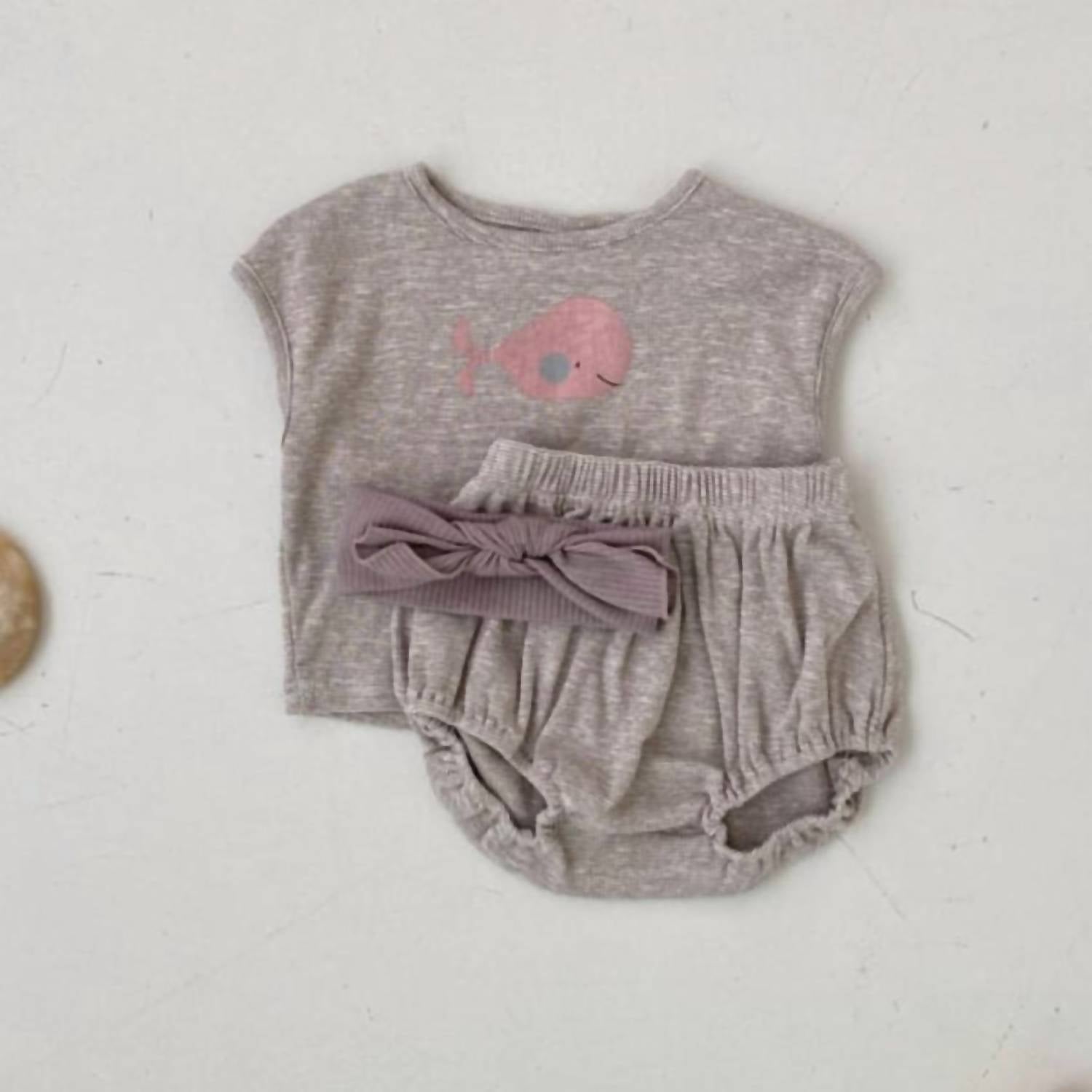 Bebe Unisex - Whale Tee + Bloomers Set In Beige