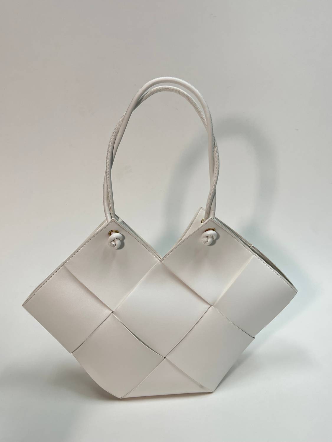 Sondra Roberts Oversized Woven Shopper In White