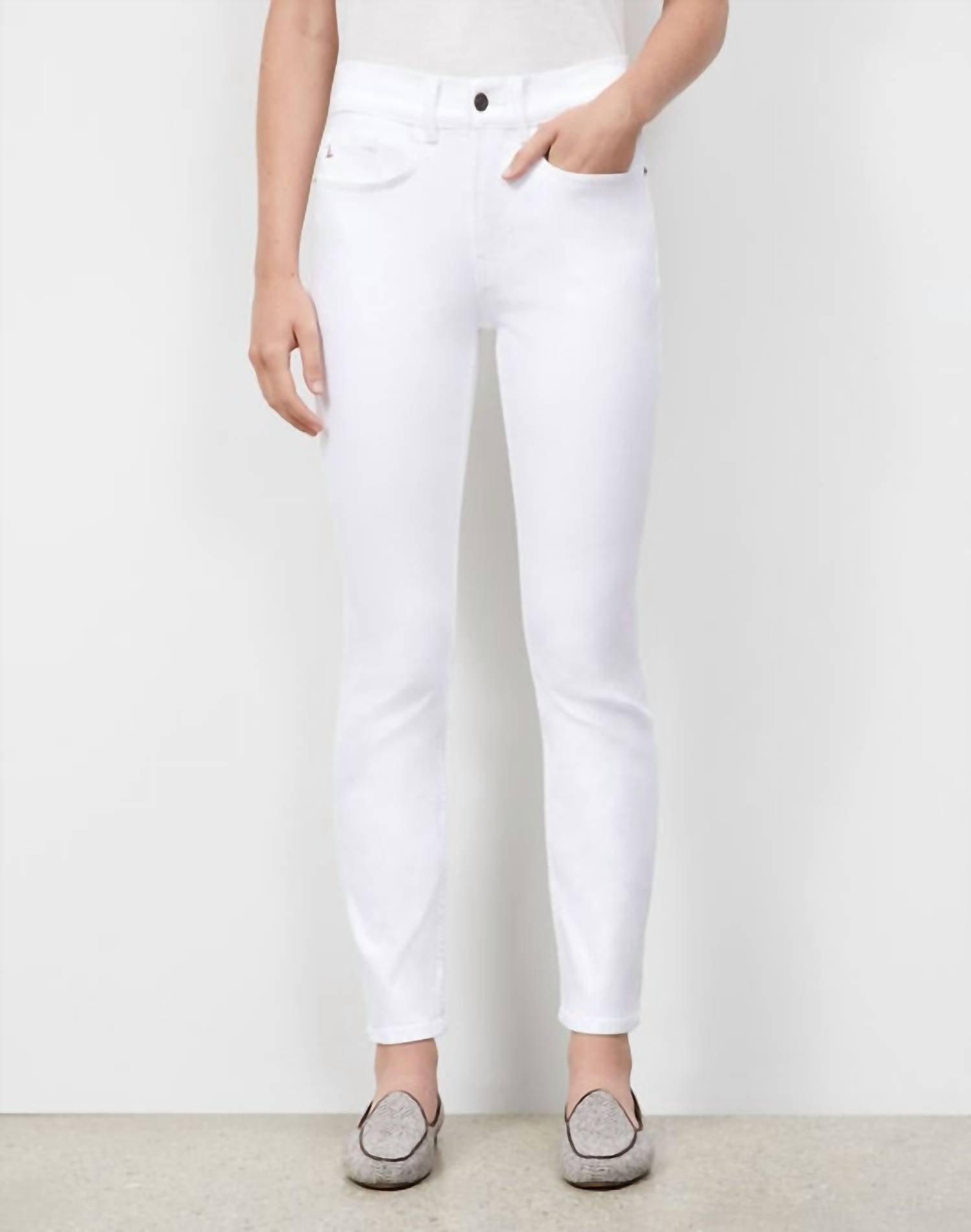 LAFAYETTE 148 Denim Reeve Straight Jean in Washed Plaster