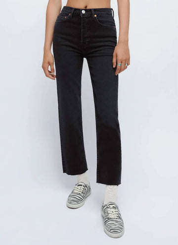 Re/Done 70s high rise stove pipe jean in washed noir