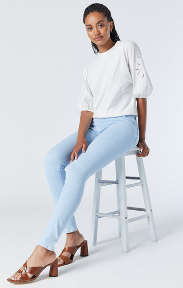 Mavi alissa super skinny jeans in ice blue feather blue