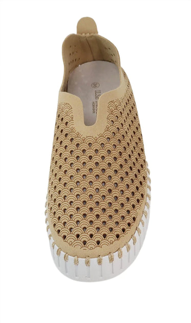 Ilse Jacobsen Tulip Platform Shoes in Latte | Shop Premium Outlets