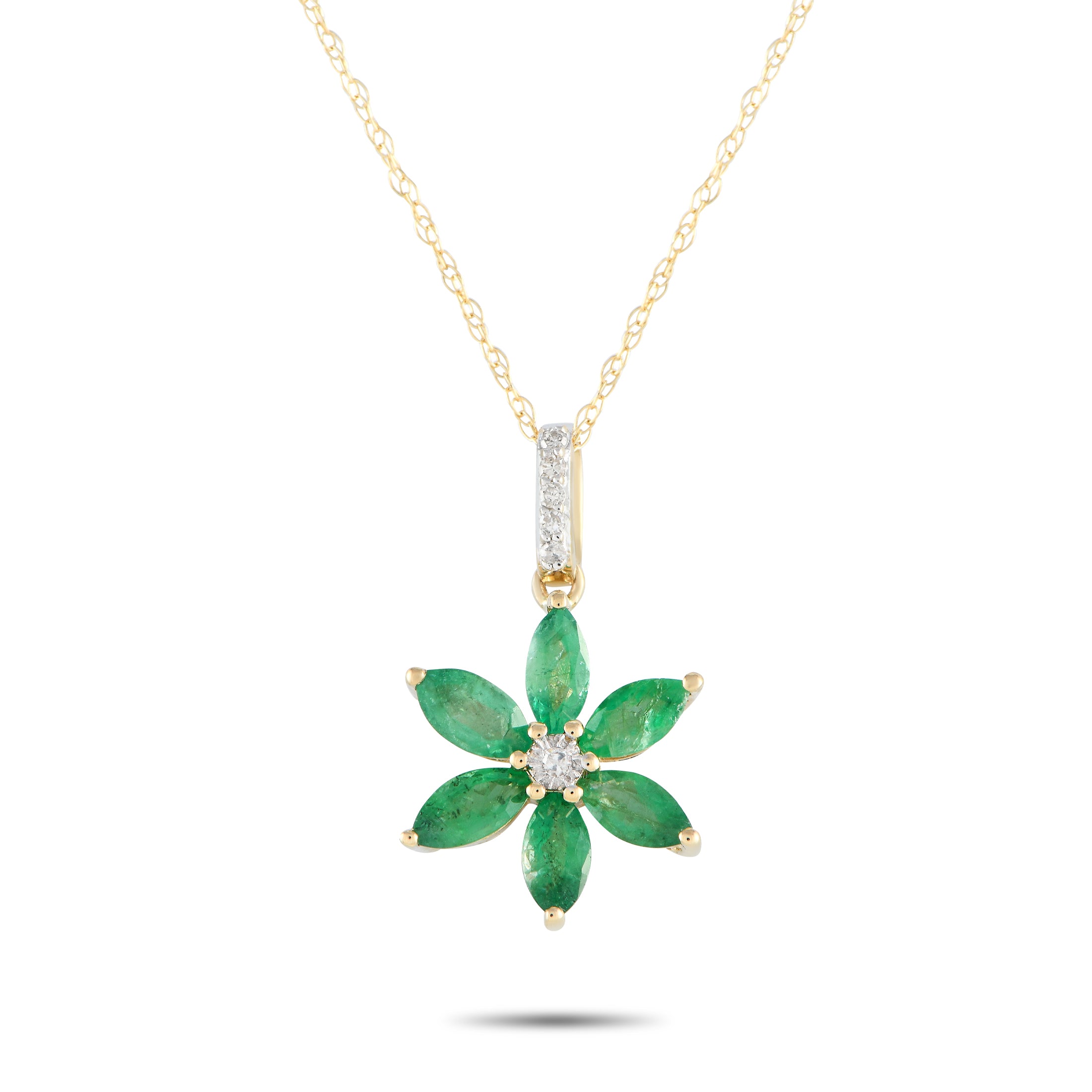 Non Branded Lb Exclusive 14k Yellow Gold 0.01ct Diamond And Emerald Flower Necklace Pd4-16241yem In Neutral