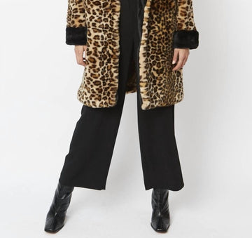 Jayley faux fur midi coat in leopard