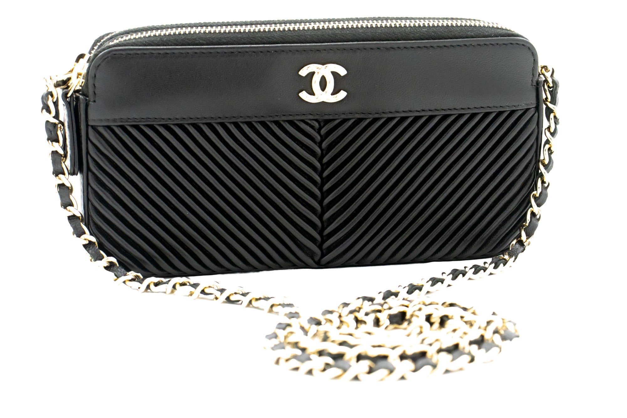 image of Chanel V-Stich  Leather Wallet  (Pre-Owned)