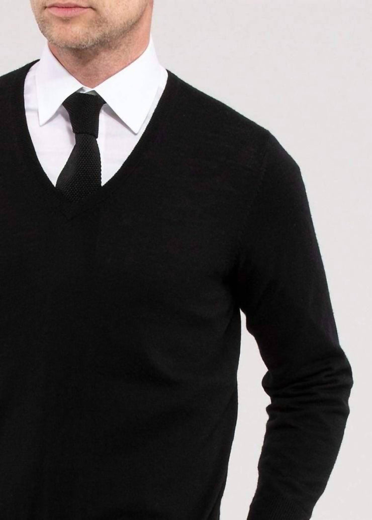 Men'S Millbreck Merino V-Neck Sweater in Black