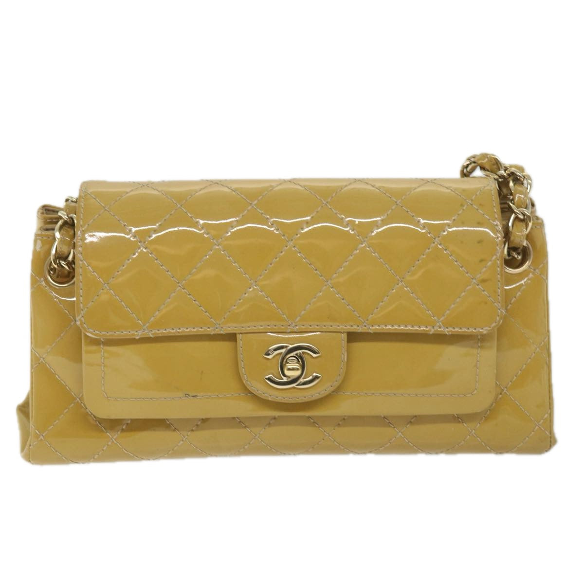 Image of Chanel Matelassé  Patent Leather Shoulder Bag (Pre-Owned)