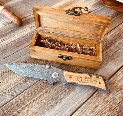 15 Year Anniversary Gifts for Men Knife