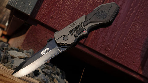 Folding Knife for Outdoor Tactical Survival